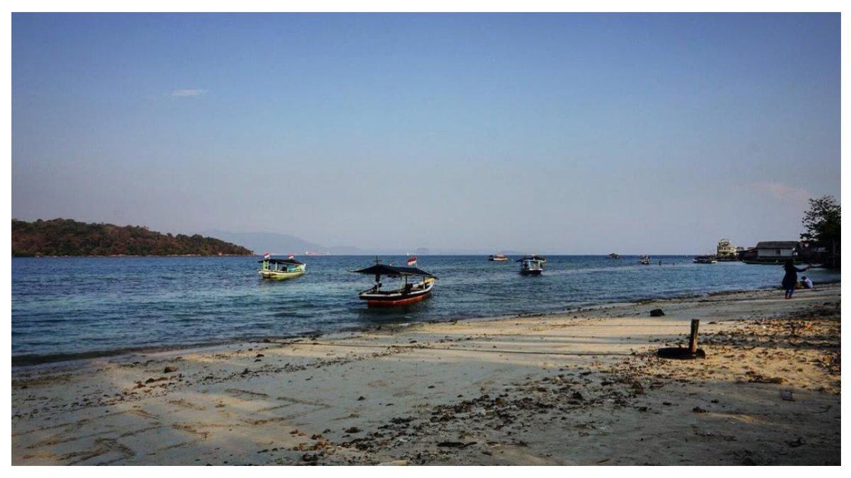 Healing Tipis-Tipis: Destinasi Tenang di Indonesia untuk Anak Muda