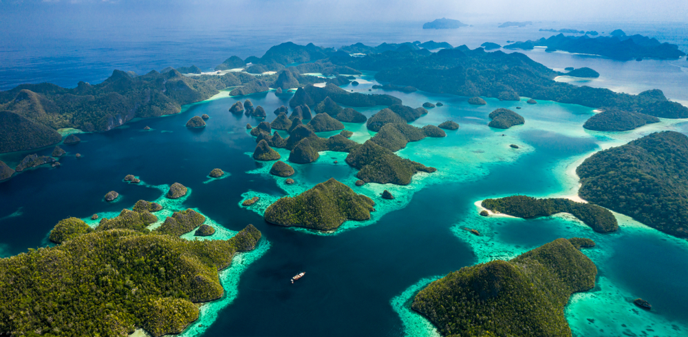 Pantai-Pantai Indonesia yang Cantiknya Nggak Kalah dari Luar Negeri