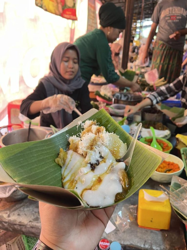 Kulineran Murah di Surabaya yang Rasanya Bikin Kaget