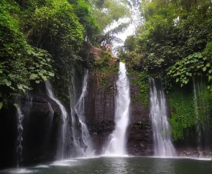 Wisata Air Terjun Indonesia yang Bikin Kamu Jatuh Cinta