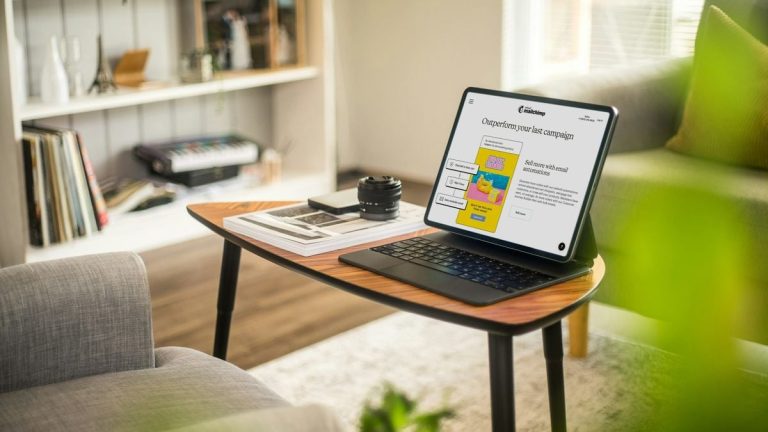 Judul Artikel: 5 Ide Bisnis Digital yang Bisa Menghasilkan Jutaan per Bulan